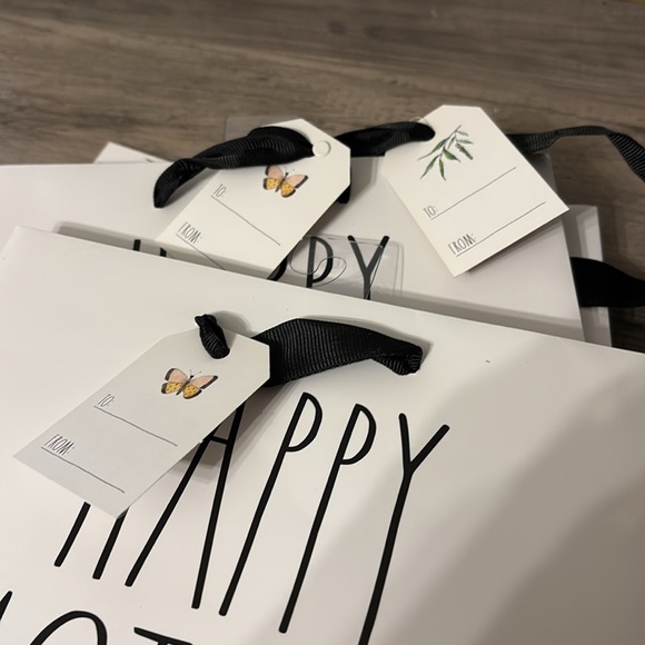 NEW SET OF 4 Rae Dunn MOTHER'S DAY Gift Bags with NATURE Accents - Picture 7 of 7